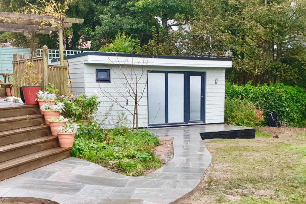 Garden Room with Shower Facilities - Ilfracombe